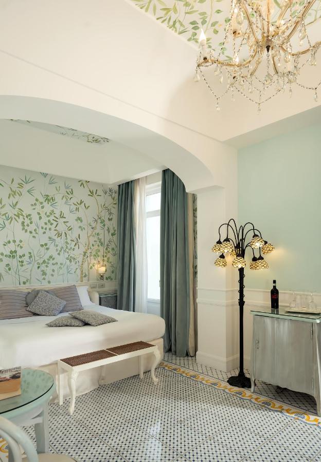 Deluxe Double Room with Sea View